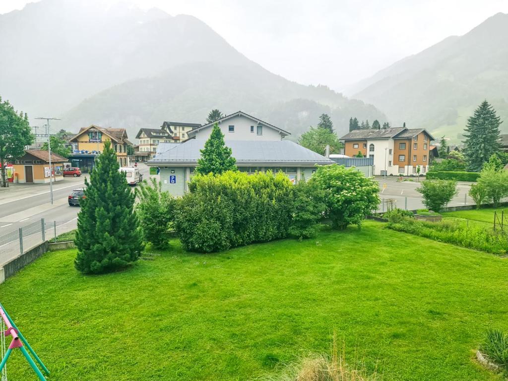 Abendberg Apartment - Aare Jungfrau Ag Вильдерсвиль Экстерьер фото